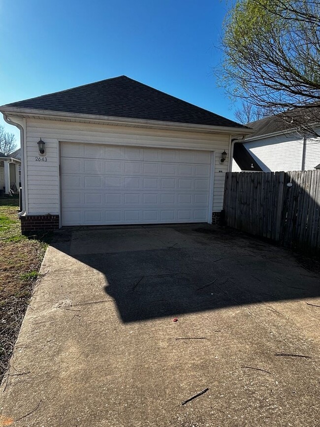 Photo - Fayetteville Home in Salem Village Subdivision!