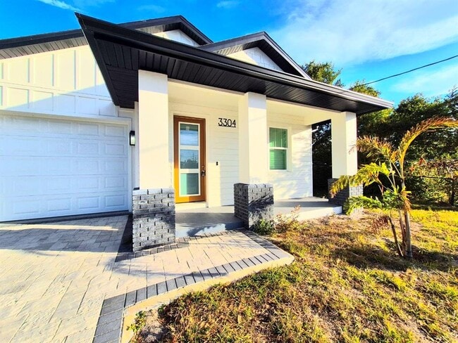 Photo - 3304 E North Bay St