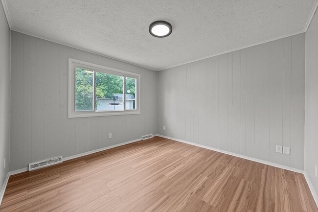 Photo - 3601 Tullamore Rd