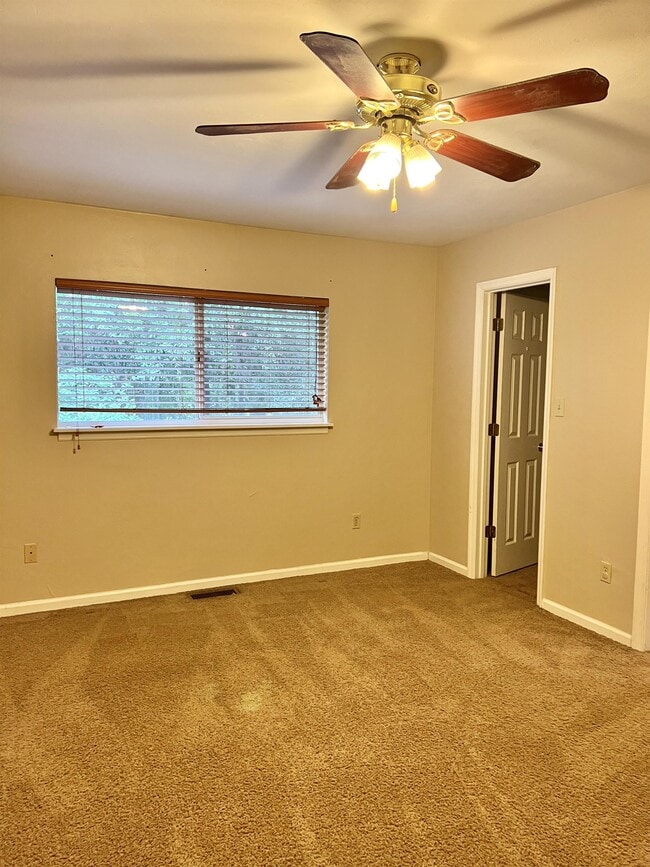 Photo - 3011 Richview Park Cir S