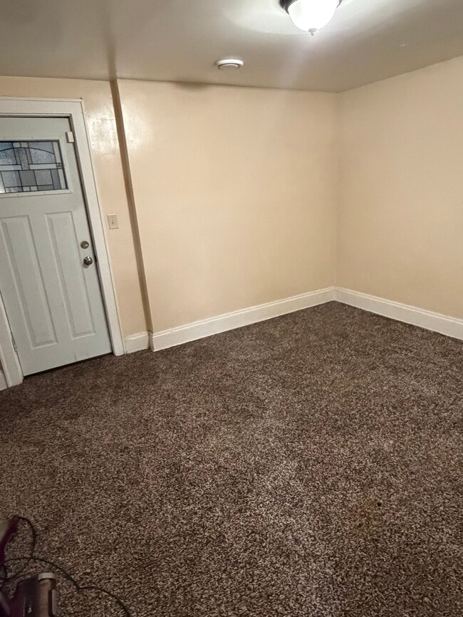 17 Concord Dr Unit 2