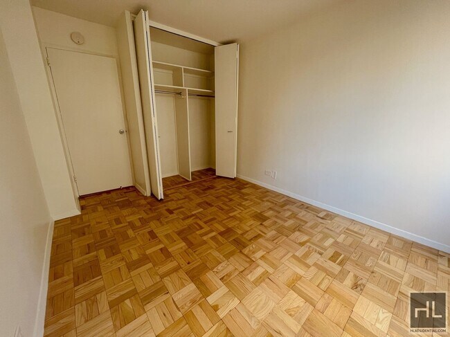 EAST 49 STREET - EAST 49 STREET Apartment Unit 7H
