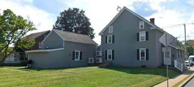 335 N Main St Unit 3