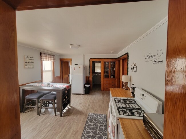 Photo - 73 Marquette St Unidad #2