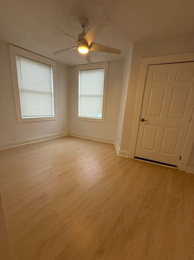Photo - 124 Felton St