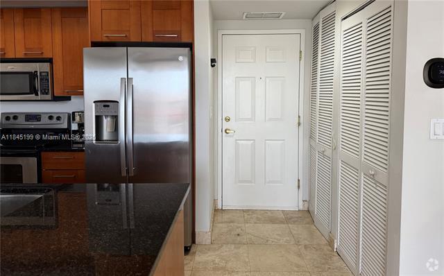 Building Photo - 4100 Salzedo St Unit 502 Rental