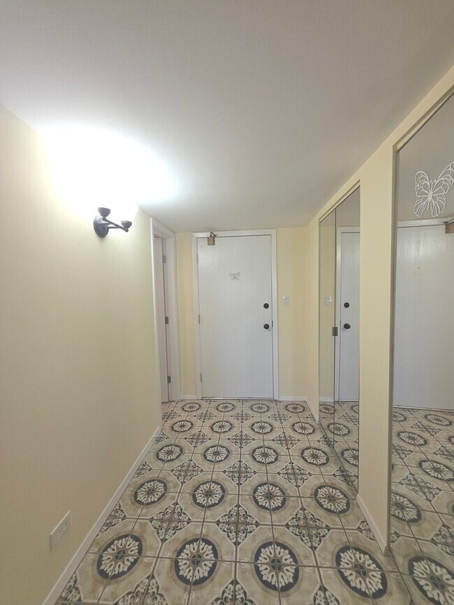 Photo - 350 Plum Creek Dr