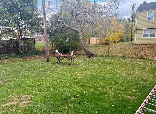 Photo - 20 Windwood Courts