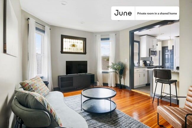 Photo - Room in Shared 4 bed/2 bath home Unit D