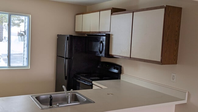 Building Photo - 4051 Oneida St Unit 2