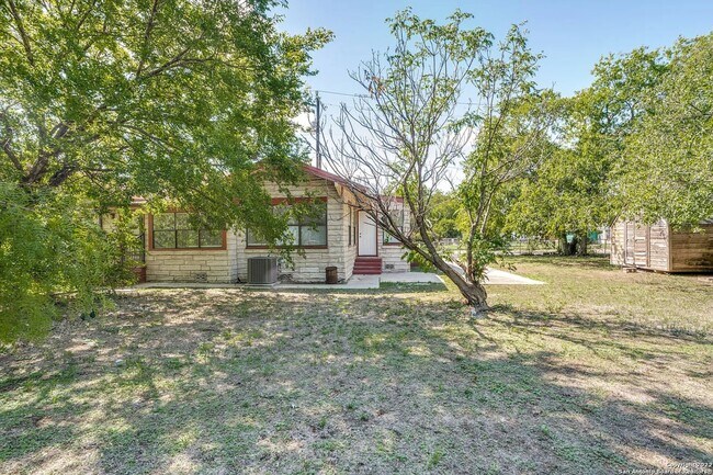 Photo - 2739 SE Loop 410 Acc Rd