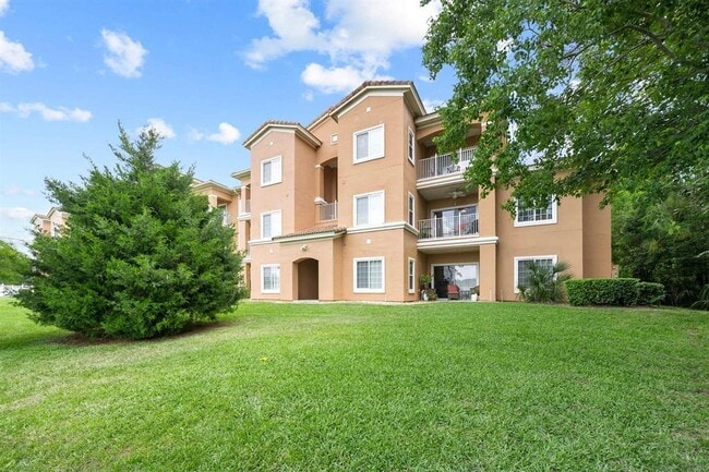 Photo - 520 Florida Club Blvd Unit 104