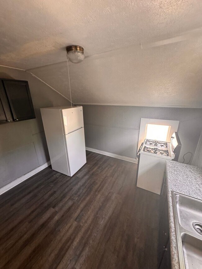 Photo - 725 Harrison St Unit 725 Harrison Street- C