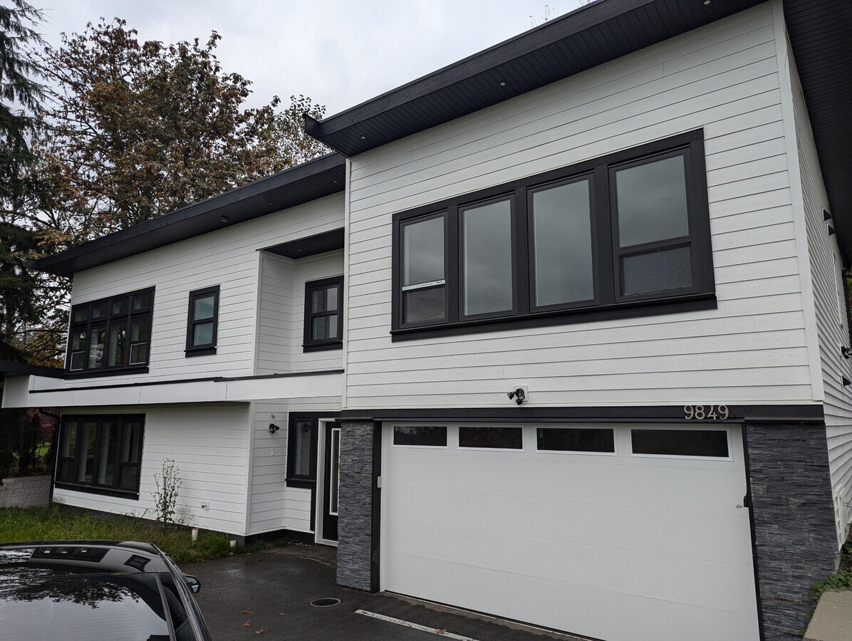 Photo - 9849-9286 286 St