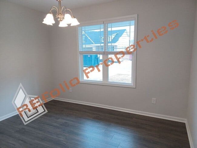 Photo - Beautiful 4BD 2.5BA Home w/Primary Suite o...