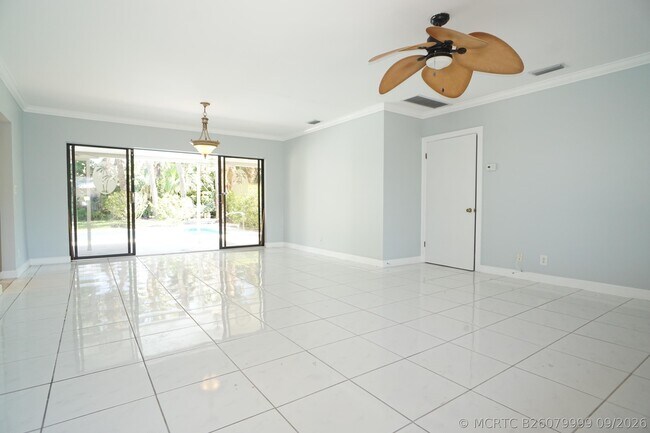 127 Bravado Ln