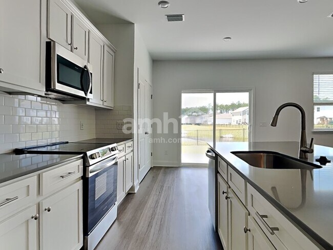 Photo - 135 Bee Tree Blvd