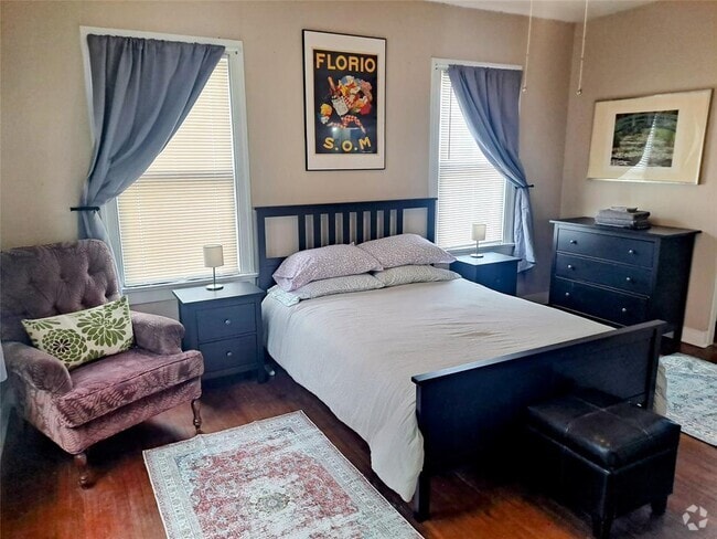 Building Photo - 1906 San Gabriel St Unit 6 Rental