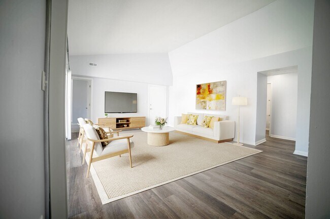 Aura Apartments
