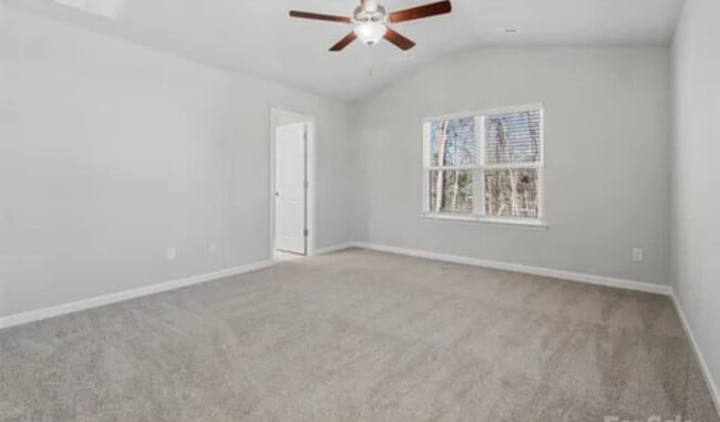 Photo - 2129 Clapham Ct