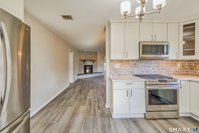 Photo - 28 Pleasant St