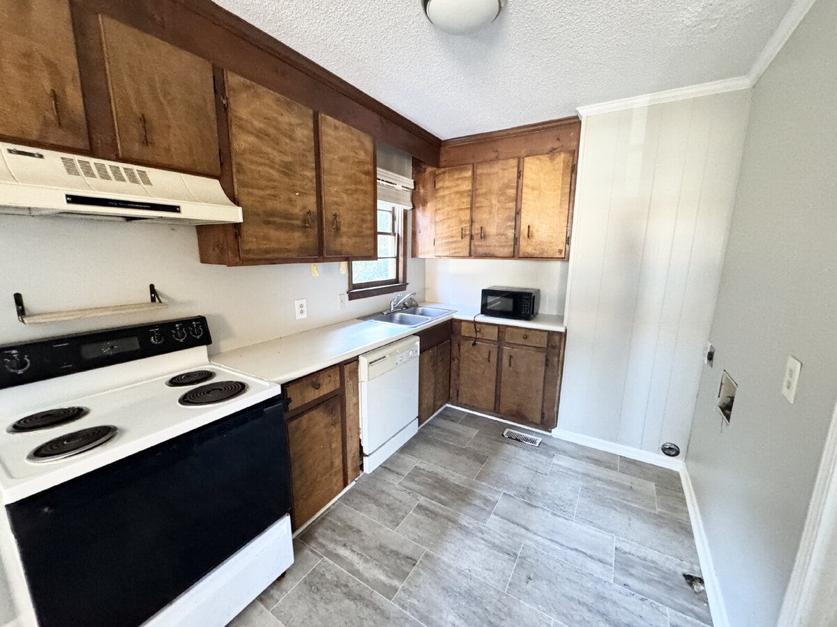 Photo - 1 bed / 1 bath - Pendleton SC