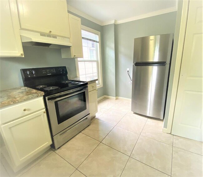 911 Byrne St Apartment Houston, TX