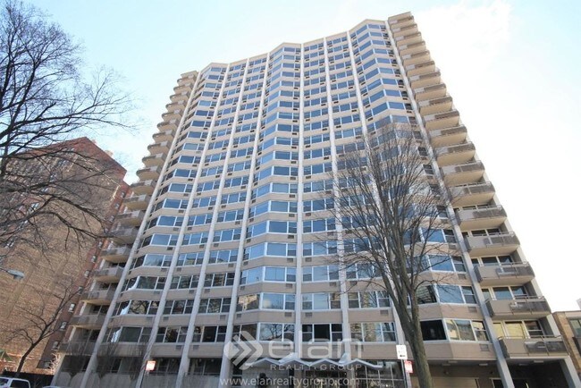 Photo - 555 W Cornelia Ave Unidad 609