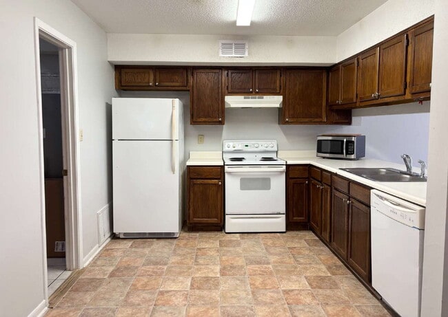Photo - "Charming 2-Bedroom Townhouse in Fort Walton Beach!" Unidad A