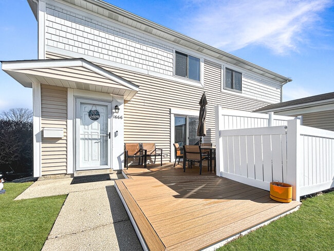 Building Photo - 1666 Cornell Dr