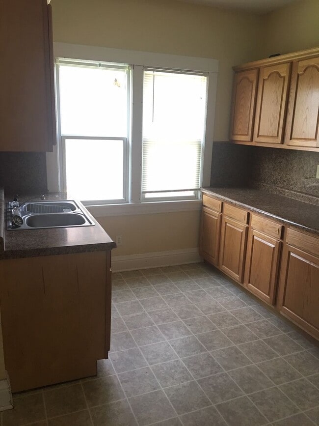 Photo - 409/411 S Maple Unit 409