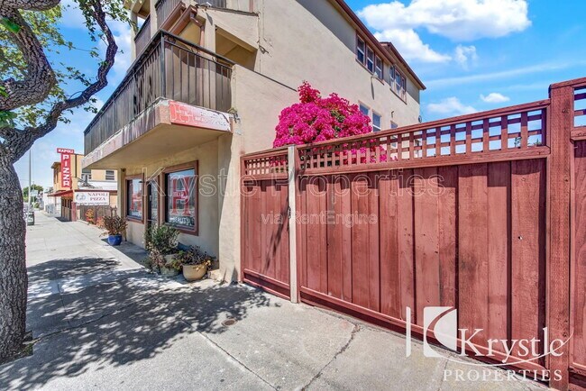 Photo - 132 Tennessee St Unidad D