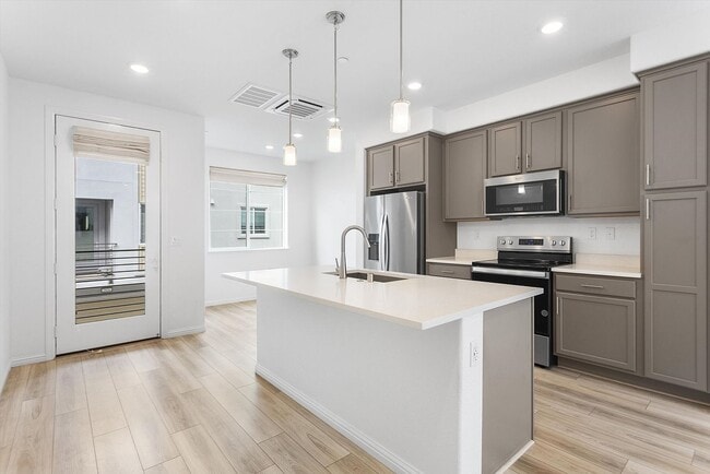 Photo - 2835 Cathwood Ln