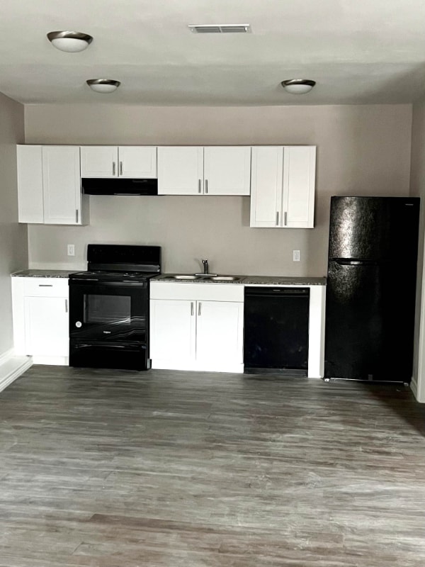 Photo - 1533 Industrial Dr E Unit 132B