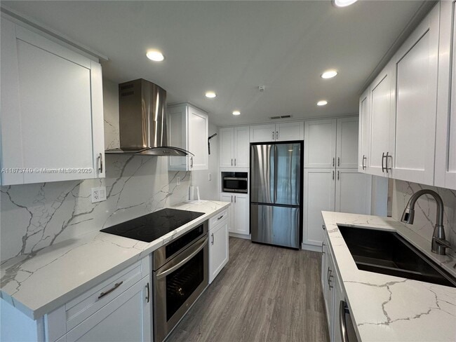 Building Photo - 1300 SW 122nd Ave Unit 210-2 Rental