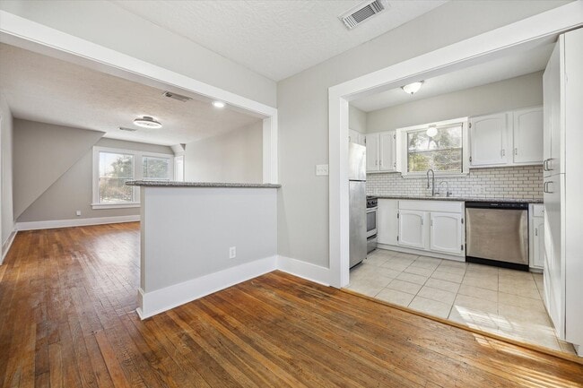 Photo - 1536 Michigan St Unit 02