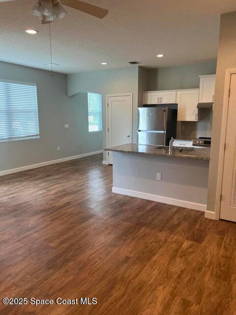 Photo - 1 Artemis Blvd