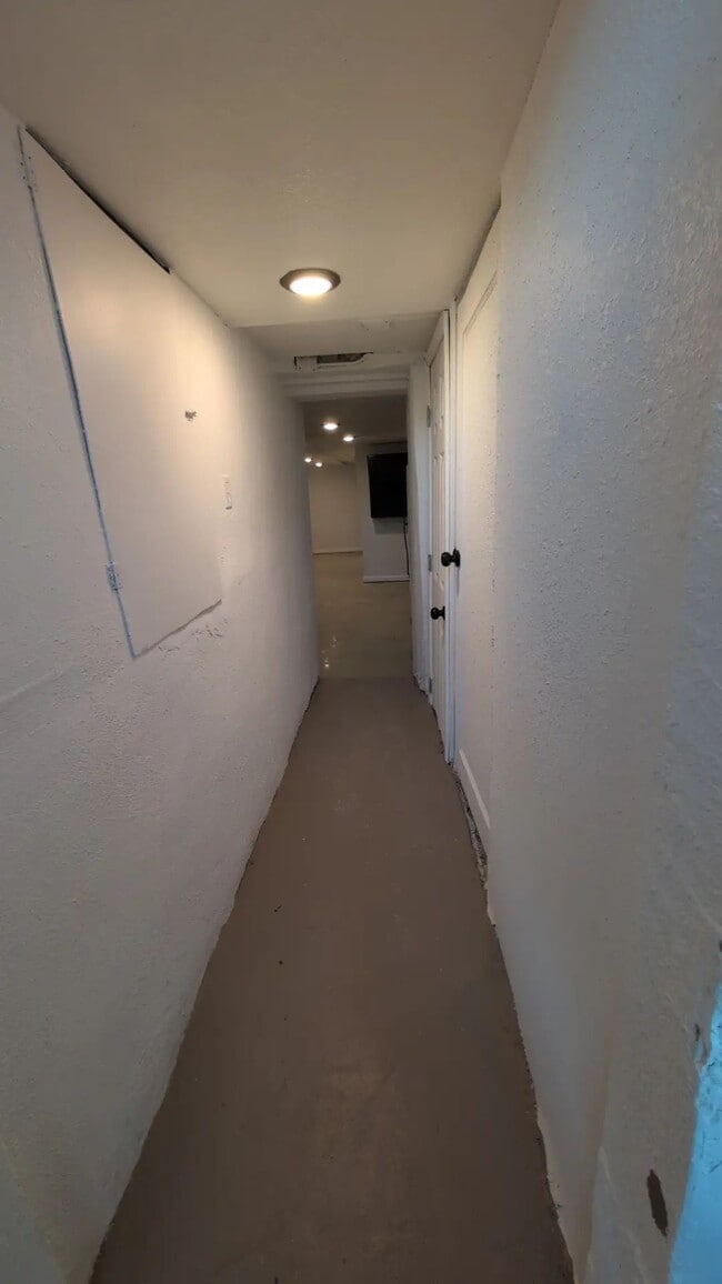 Photo - 14th St 3 Unit 3