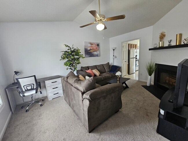 814 Guilford College Rd Unit 186