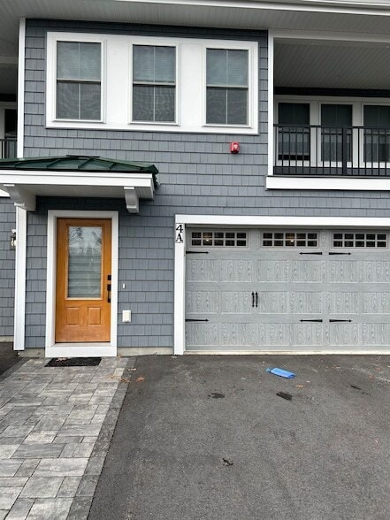 Building Photo - 4 Washington Rd Unit 4A Rental