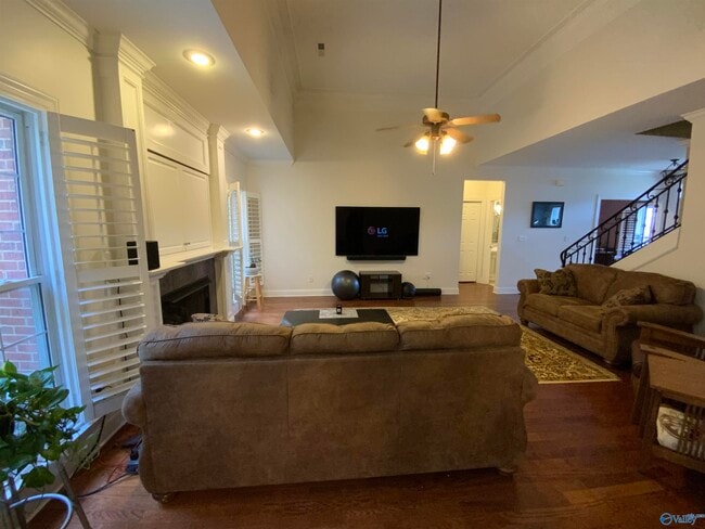 3014 Box Canyon Rd SE