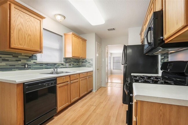 Photo - 15204 Drusilla's Dr