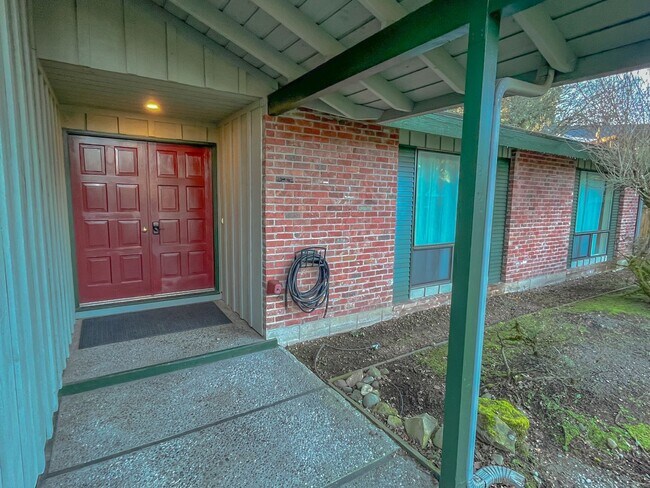 Photo - Charming 3bd/2bth Rambler in Tam o'Shanter...