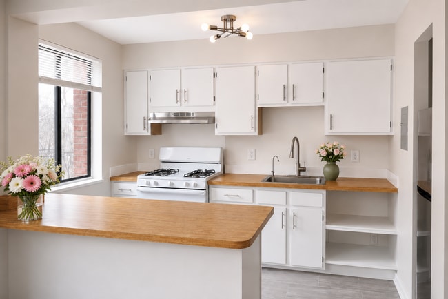 Building Photo - 4729 1st St SW Unit 202