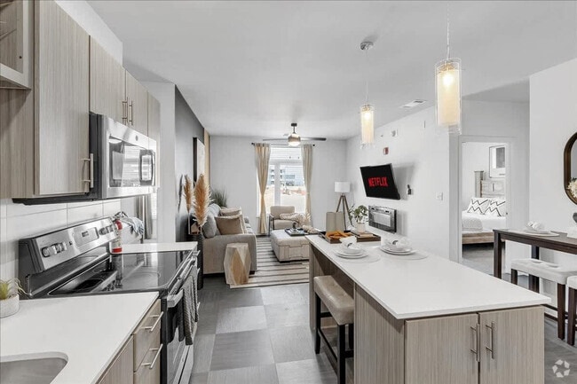 Building Photo - 5100 W Park Ave Rental