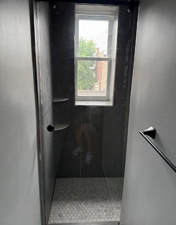 Photo - 14 Gouverneur St