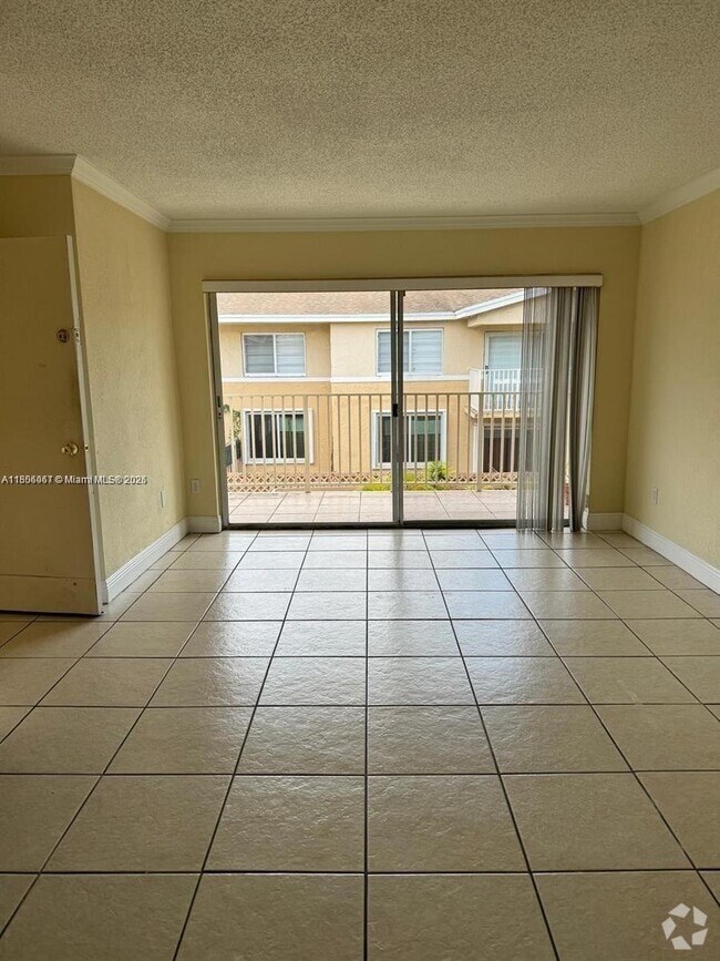 Building Photo - 4180 NW 79th Ave Unit 2D Rental