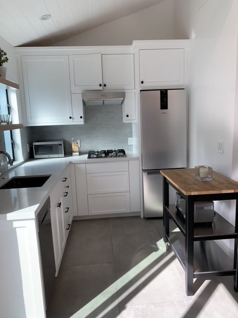 Photo - 2122 Kelton Ave Unidad A Rental