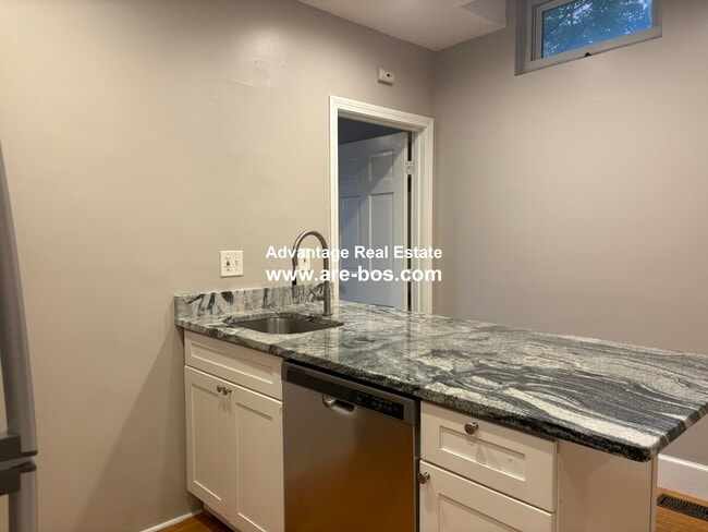 Photo - 37 Sheafe St Unidad 2