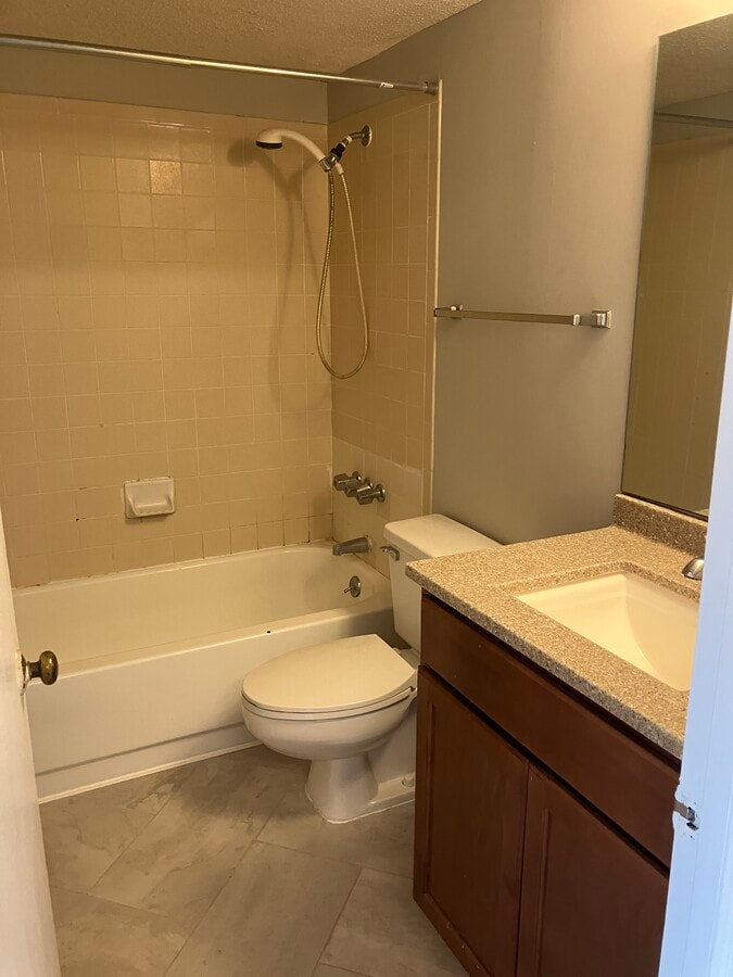 Photo - 1600 Park Cir Unit 505